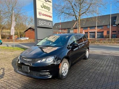 Schwarz Neu 2025 Dodge Grand Caravan SXT Van / Kleinbus | 59.999 €