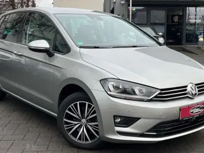 Gebraucht VW Golf VII 125 PS (91 kW) 2016 Tungsten silver metallic Limousine