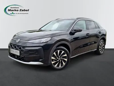 Neu VW T-Roc Life 150 PS (110 kW) 2026 Schwarz SUV