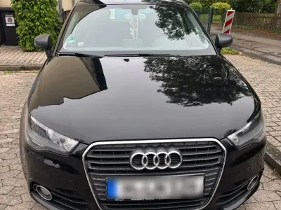 Gebraucht Audi A1 Sportback Ambition 90 PS (66 kW) 2012 Schwarz Kleinwagen