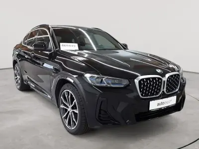 Gebraucht BMW X4 Performance 190 PS (139 kW) 2022 Saphirschwarz metallic SUV