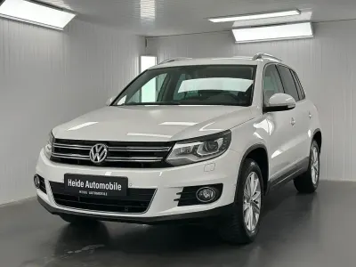 Gebraucht VW Tiguan Sportline 140 PS (102 kW) 2012 Candyweiss SUV