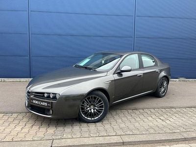 Braun Gebraucht 2010 Alfa Romeo 159 Limousine | 4.999 € (Teuer)