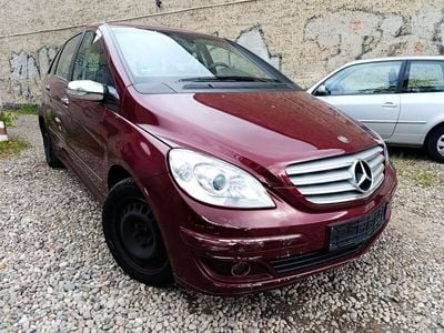Mercedes B180