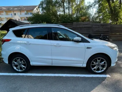 Gebraucht Ford Kuga Individual 182 PS (133 kW) 2017 Weiß SUV