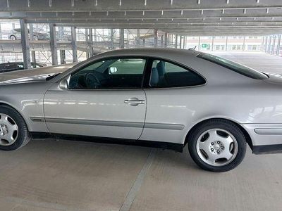 Second-hand Mercedes CLK230 Elegance 193 CP (141 kW) 1998 Argintiu Coupe