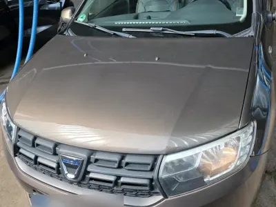 Gebraucht Dacia Sandero Comfort 90 PS (66 kW) 2018 Braun Kleinwagen