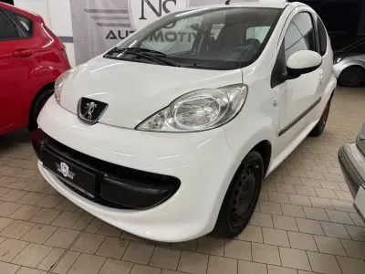 Gebraucht Peugeot 107 Filou 68 PS (50 kW) 2008 Weiß Kleinwagen
