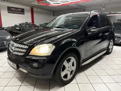Gebraucht Mercedes ML280 190 PS (139 kW) 2007 Schwarz SUV