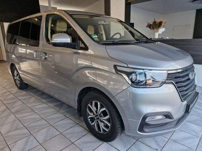 Gebraucht Hyundai H-1 Premium 170 PS (125 kW) 2019 Grau Van / Kleinbus