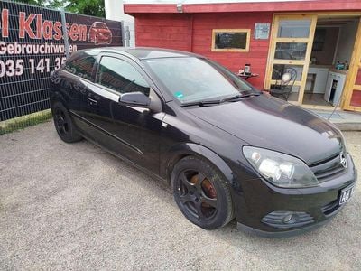 Opel Astra GTC