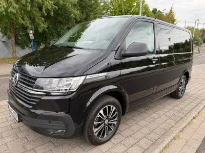 Second-hand VW T6.1 Family 150 CP (110 kW) 2021 Negru Van