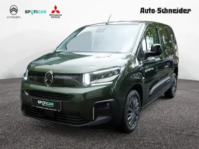 Neu Citroën e-Berlingo PureTech 110 PS (80 kW) 2026 Grün Van / Kleinbus