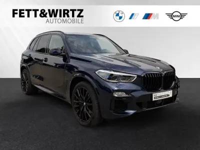 Gebraucht BMW X5 M Sport 530 PS (389 kW) 2019 Tansanitblau metallic SUV
