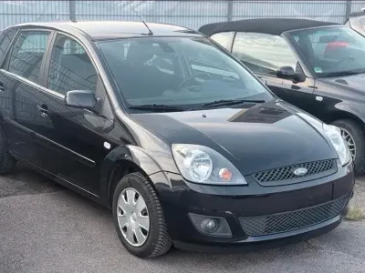 Gebraucht Ford Fiesta 80 PS (58 kW) 2007 Schwarz Kleinwagen