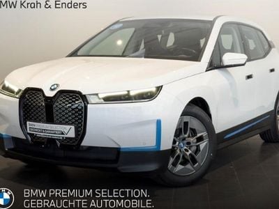 Second-hand BMW iX 300 kW (408 CP) 2021 Alb SUV