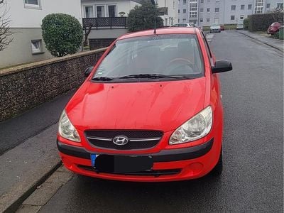 Rot Gebraucht 2007 Hyundai Getz Kleinwagen | 2.100 € (Etwas zu teuer)