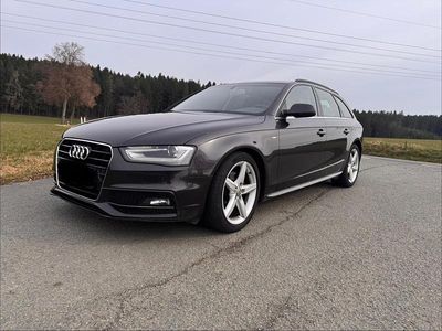 Gebraucht Audi A4 S-Line 190 PS (139 kW) 2015 Schwarz Kombi