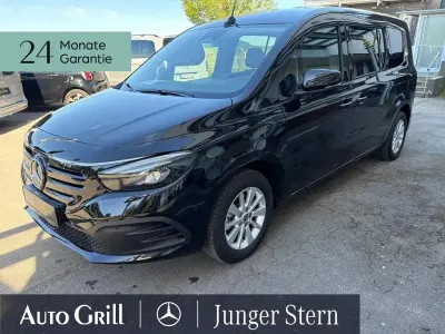 Gebraucht Mercedes EQT200 Progressive 89 kW (122 PS) 2024 Loparitschwarz metallic Van / Kleinbus