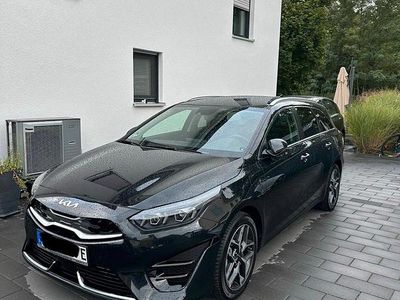 Gebraucht Kia Ceed Sportswagon Platinum Edition 141 PS (103 kW) 2023 Schwarz Kombi