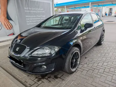 Gebraucht Seat Leon 105 PS (77 kW) 2010 Schwarz Kleinwagen