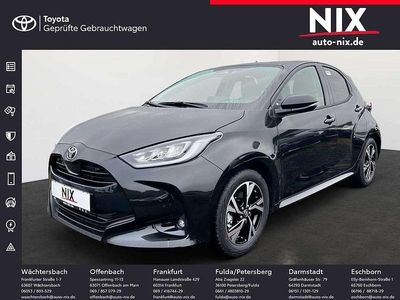Neu Toyota Yaris Hybrid Comfort 116 PS (85 kW) 2025 Schwarz Kleinwagen