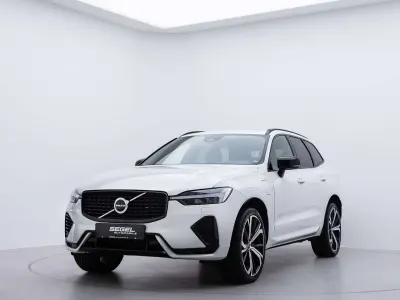 Usado Volvo XC60 R-Design 392 HP (288 kW) 2021 Branco SUV