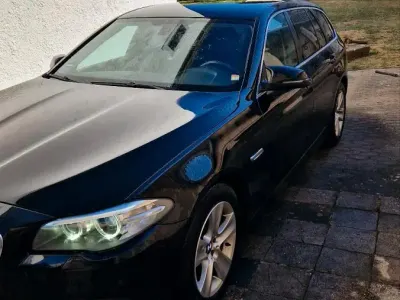 Gebraucht BMW 520 184 PS (135 kW) 2013 Schwarz Kombi