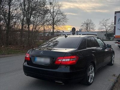 Gebraucht Mercedes E350 265 PS (194 kW) 2011 Schwarz Limousine