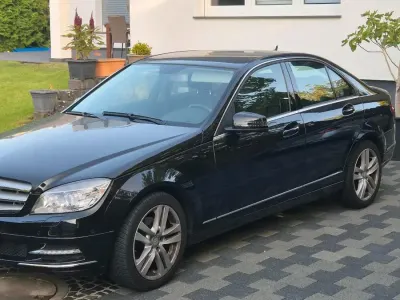 Gebraucht Mercedes C300 170 PS (125 kW) 2010 Schwarz Limousine