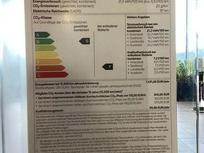 Weiß Neu 2025 BMW 330e Sport Line Limousine | 51.399 € (Superpreis)
