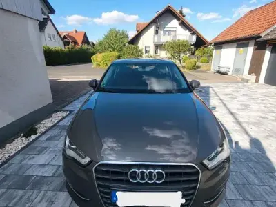 Gebraucht Audi A3 Attraction 110 PS (80 kW) 2016 Grau Limousine