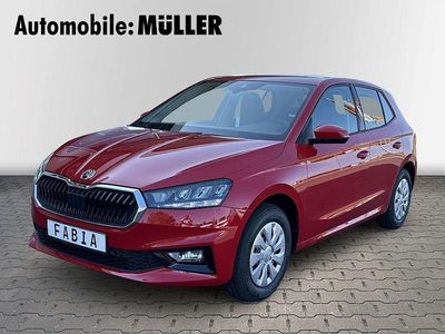 Gebraucht Skoda Fabia Essence 95 PS (69 kW) 2025 Rot Kleinwagen