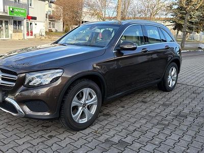 Usata Mercedes GLC250 211 CV (155 kW) 2017 Marrone SUV