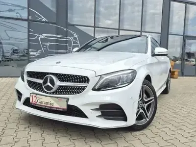 Używany Mercedes C200 AMG line 184 KM (135 kW) 2020 Biały Kombi