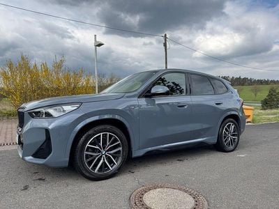 Gebraucht BMW iX1 M Sport 230 kW (313 PS) 2023 Grau SUV