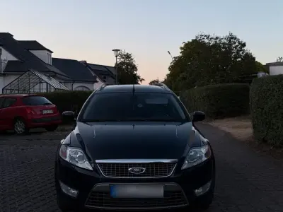 Gebraucht Ford Mondeo 130 PS (95 kW) 2008 Blau Kombi
