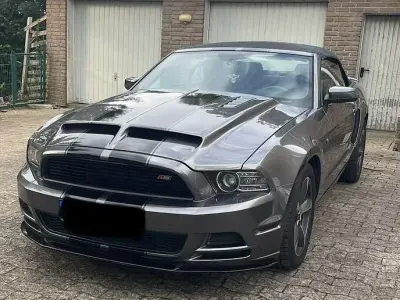 Gebraucht Ford Mustang 305 PS (224 kW) 2014 Grau Cabrio