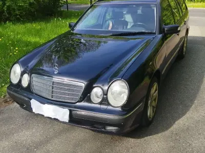 Brugt Mercedes E220 Elegance 143 HK (105 kW) 2002 Sort Stationcar
