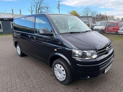 Gebraucht VW T5 Comfortline 140 PS (102 kW) 2015 Deep black perleffekt Van