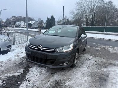 Grau Gebraucht 2014 Citroën C4 SELECTION Limousine | 4.500 € (Guter Preis)