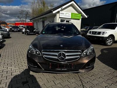 Gebraucht Mercedes E220 Edition 170 PS (125 kW) 2015 Braun Kombi