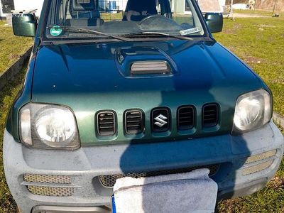 Usata Suzuki Jimny 98 CV (72 kW) 2011 Verde SUV