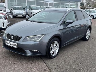Grau Gebraucht 2014 Seat Leon ST Style Kombi | 9.799 €