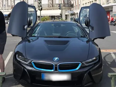 Gebraucht BMW i8 Sport Line 362 PS (266 kW) 2015 Grau Coupé