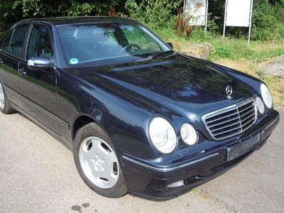 Mercedes E280
