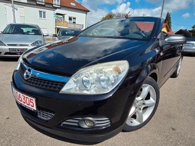 Gebraucht Opel Astra Cabriolet Cosmo 140 PS (102 kW) 2007 Schwarz (metallic) Cabrio