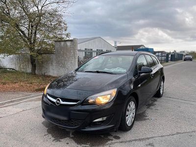 Second-hand Opel Astra 120 CP (88 kW) 2015 Negru Break