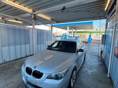 Gebraucht BMW 523 M Sport 190 PS (139 kW) 2009 Grau Limousine