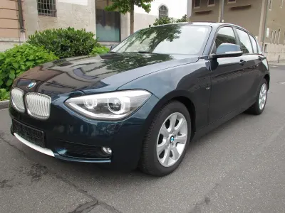 Gebraucht BMW 118 Comfort Edition 143 PS (105 kW) 2011 Blau Kleinwagen